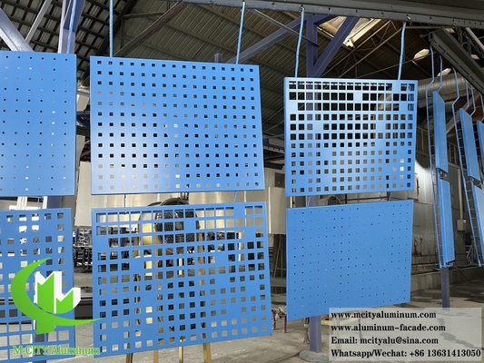 Résistance à l'incendie élevée Longue durée de vie revêtement en aluminium perforé