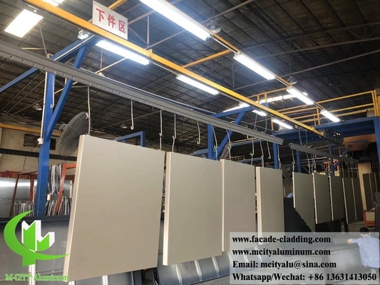Façade métallique revêtue de revêtement de paroi solide en aluminium revêtement anti-rouille durable en poudre