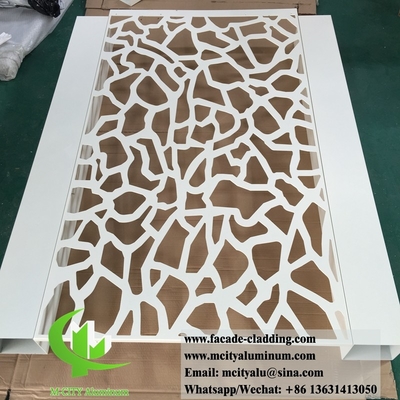 Écran métallique décoratif Écran en aluminium pour clôture de jardin avec conception de découpe laser