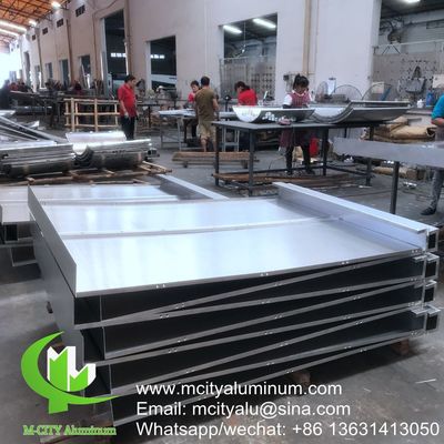 Bon prix Vêtements de façade en aluminium CNC revêtements de murs extérieurs de bâtiment rideau mur motif de façade plafond en ligne