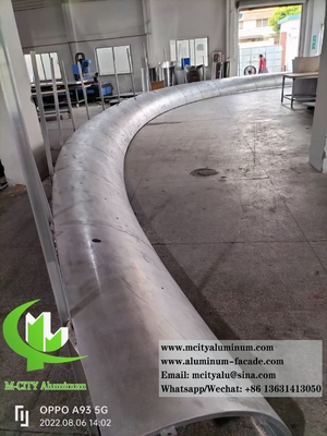Panneaux d'aluminium à revêtement métallique à double courbe