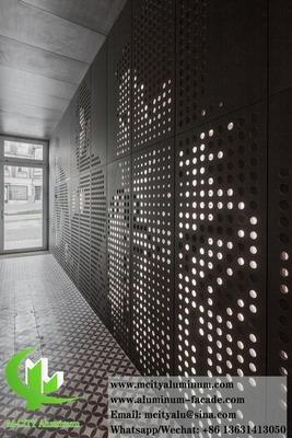 Plaque d'aluminium pour revêtement de panneau de revêtement métallique en PVDF destinée à la décoration extérieure des murs