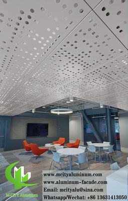 Panneau métallique perforé Décoration de plafond en aluminium avec éclairage LED