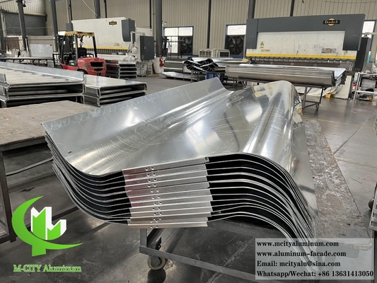 Panneau d'aluminium massif revêtement de tôle de métal personnalisé panneau de plafond incurvé