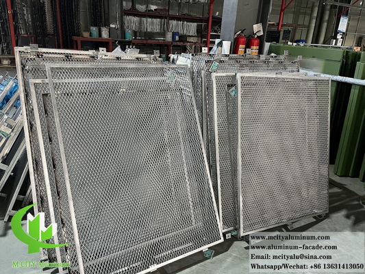 Écran métallique en aluminium solide pour les revêtements muraux