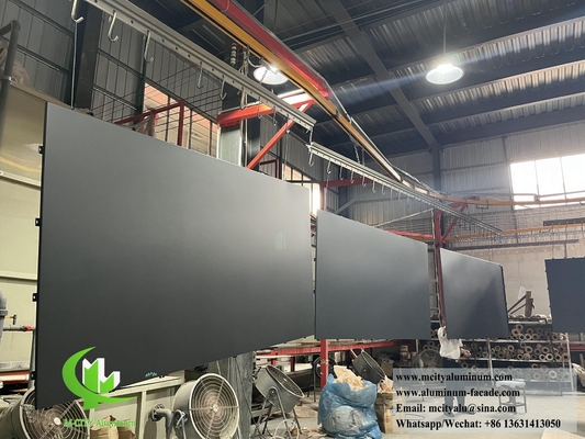Couche extérieure de revêtement murale en métal massif en feuille d'aluminium pour la décoration de la façade