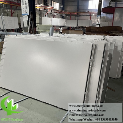 Panneaux de façade perforés en tôle d'aluminium pour décoration extérieure