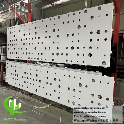 Panneau de revêtement en aluminium en tôle solide Écran métallique pour revêtement mural extérieur