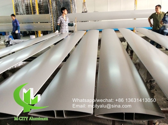 PVDF Architectural Aerofoil fins volets en aluminium avec forme ovale pour fenêtre de façade