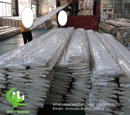 revêtement en poudre architectural Aerofoil profil de voile en aluminium avec forme ovale pour mur rideau de façade