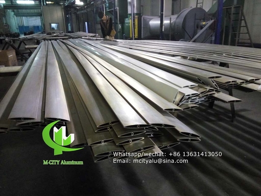 Fabricant de boucles en aluminium pour la décoration de bâtiments selon la conception de l'architecte