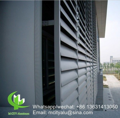 revêtue en poudre Volets horizontaux verticaux à volets aériens Volets profilés en aluminium à forme ovale pour mur rideau de façade