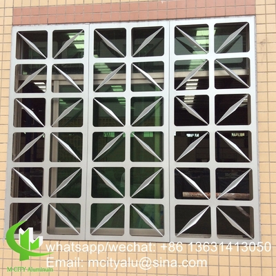 Panneau perforé en aluminium en tôle de façade revêtement de façade de 2,5 mm d'épaisseur pour la décoration de façade mur de rideau