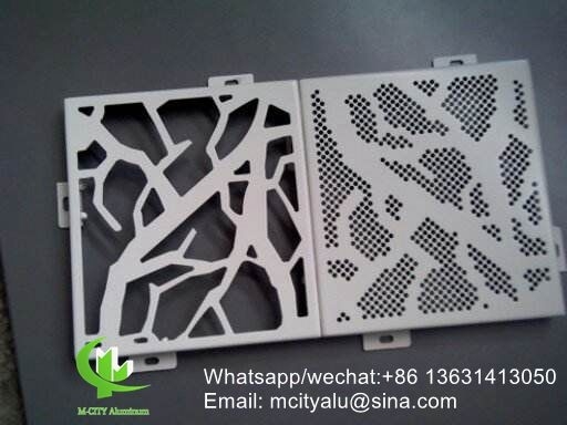 panneau massif en aluminium de couleur bois 3 mm avec motif en bambou pour panneau de revêtement mural de façade rideau