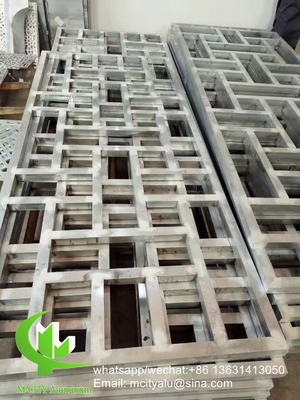 Écran sculpté CNC Perforé 2,5 mm Panneau de revêtement en aluminium métallique pour mur rideau