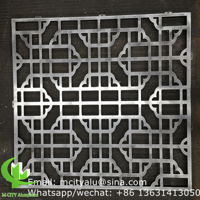 revêtement de façade de panneau massif en aluminium sur mesure 2,5 mm d'épaisseur pour la décoration de façade de mur rideau