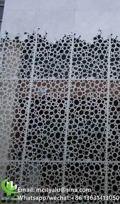 Panneau mural creux en aluminium pour revêtement de façade de mur de rideau panneau mural avec écran perforé de 2 mm d'épaisseur