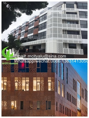 Panneau de revêtement perforé en aluminium 3D pour revêtement de façade de mur de rideau