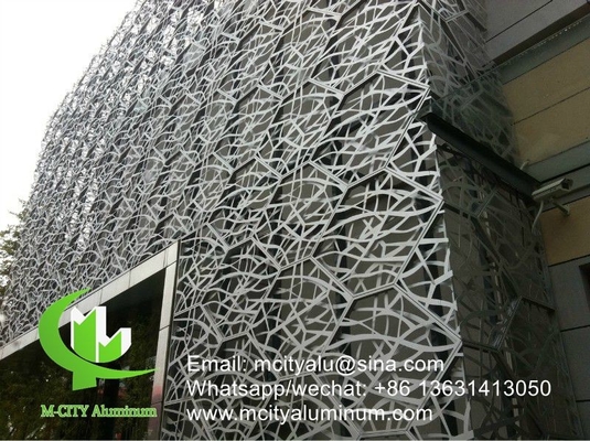 Panneau de revêtement perforé en aluminium 3D pour façade de mur de rideau panneau de revêtement de mur avec conception creuse à usage extérieur