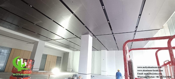 Le revêtement extérieur du panneau en aluminium massif revêtement PVDF résistant aux intempéries