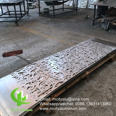 Métal Panneau perforé en aluminium pour façade voile de protection de la vie privée clôture avec écran de perforation métallique de 2 mm d'épaisseur