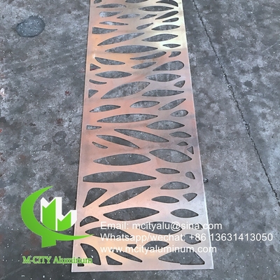 Couverture décorative extérieure pour lampe de rue sur mesure Panneau perforé en aluminium pour panneau mural
