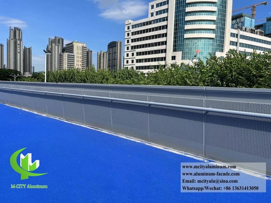Écran CNC métallique pour clôture de garde-corps en feuille perforée en aluminium