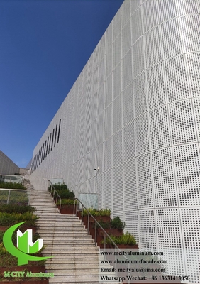 Panneaux de revêtement en métal architectural Écran en aluminium Système de façade de centre commercial
