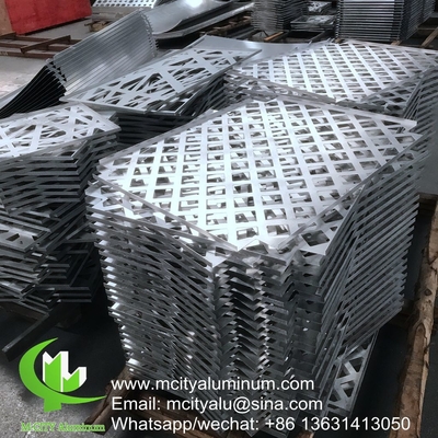 Panneau de revêtement murale de façade en aluminium perforé, revêtement avant extérieur du bâtiment pour le mur rideau du bâtiment
