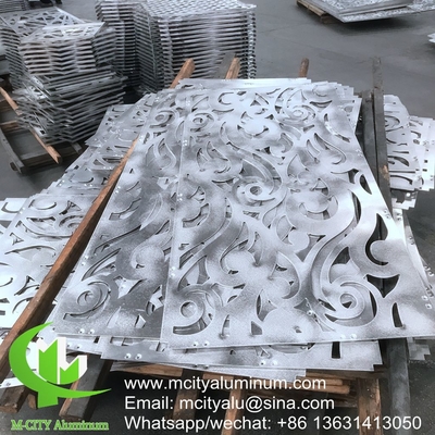 Panneau de revêtement murale de façade en aluminium perforé, revêtement avant extérieur du bâtiment pour le mur rideau du bâtiment