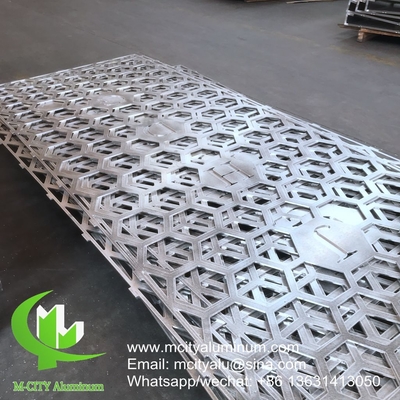 Panneau de revêtement murale de façade en aluminium perforé, revêtement avant extérieur du bâtiment pour le mur rideau du bâtiment