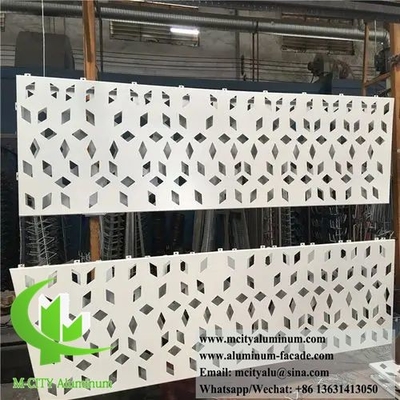 Panneaux solides en aluminium de 3 mm avec motif de perforation pour la décoration murale