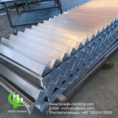 Panneau de découpe laser en aluminium métallique pour revêtement de façade de décoration de bâtiment