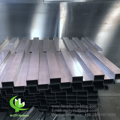 Panneau de découpe au laser en aluminium métallique avec des trous ronds perforation utilisée pour la façade du bâtiment