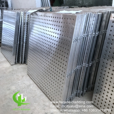 Panneau de revêtement perforé en aluminium métallique avec des trous ronds perforation utilisée pour la façade du bâtiment