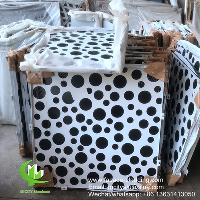 Panneau de découpe au laser en aluminium métallique avec des trous ronds perforation utilisée pour la façade du bâtiment