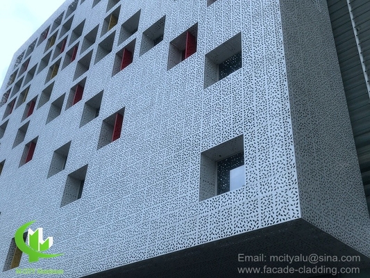 revêtement en poudre de façade perforée en aluminium métallique pour revêtement extérieur de façade