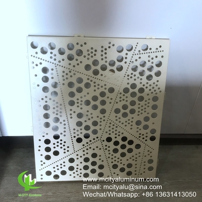 PVDF Motifs perforés en aluminium métallique utilisés pour la décoration de façades de bâtiments