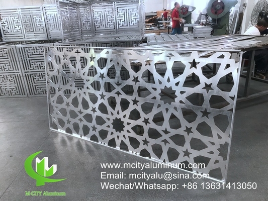 Panneaux perforés en aluminium à motifs, revêtement de façade en aluminium massif pour revêtement de façade