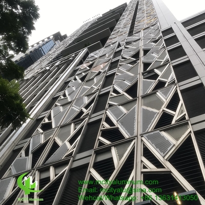 Chine PVDF Panneau standard perforé en aluminium métallique utilisé pour l'extérieur du bâtiment