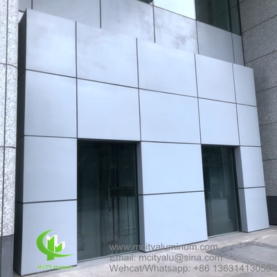 Chine 30033mm panneau métallique en aluminium fluorocarbone panneau d'aluminium massif mur rideau pour revêtement de façade