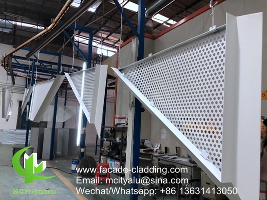 peinture blanche revêtement de panneaux perforés en aluminium métallique pour revêtement extérieur de façade