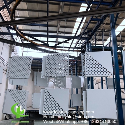 couleur blanche revêtement en poudre de panneaux perforés en aluminium métallique pour revêtement extérieur de façade