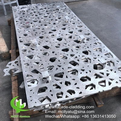 couleur blanche revêtue en poudre revêtement de panneau perforé en aluminium métallique pour revêtement extérieur de façade