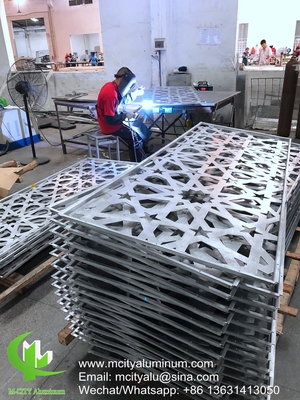 plafond en aluminium revêtu en poudre revêtement de panneau creux en aluminium métallique pour revêtement extérieur de façade