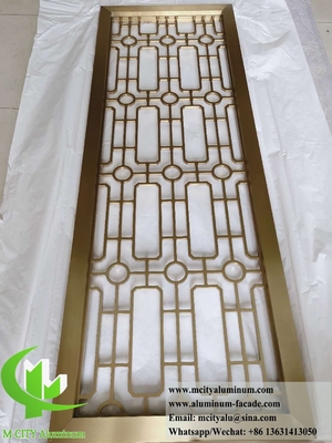 Partie métallique de 10 mm avec cadre écran en aluminium avec motif de découpe laser