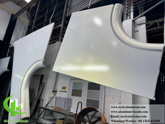 Panneaux de façade en métal hyperbolique en tôle d'aluminium solide pour une utilisation en extérieur