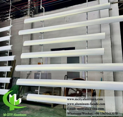 Façades métalliques hyperboliques Panneaux à double courbe Aluminium solide