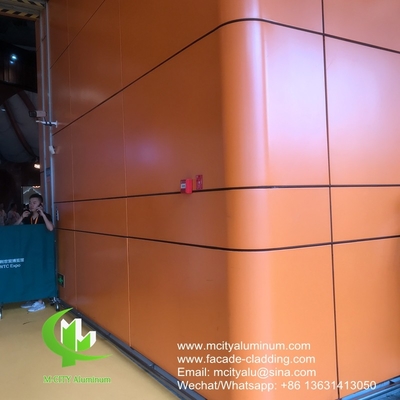 revêtement de façade en panneaux métalliques d'aluminium pour les murs de rideau en panneaux en aluminium massif pour le revêtement de façade