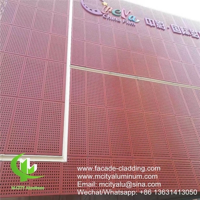 panneau d'aluminium perforé à fluorocarbures, panneau de paroi de rideau en aluminium pour revêtement de façade